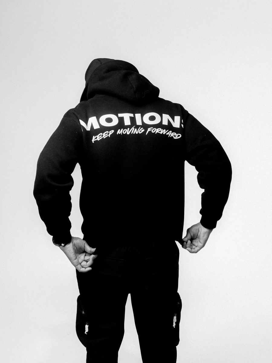 MOTIONS BOX FIT HOODIES