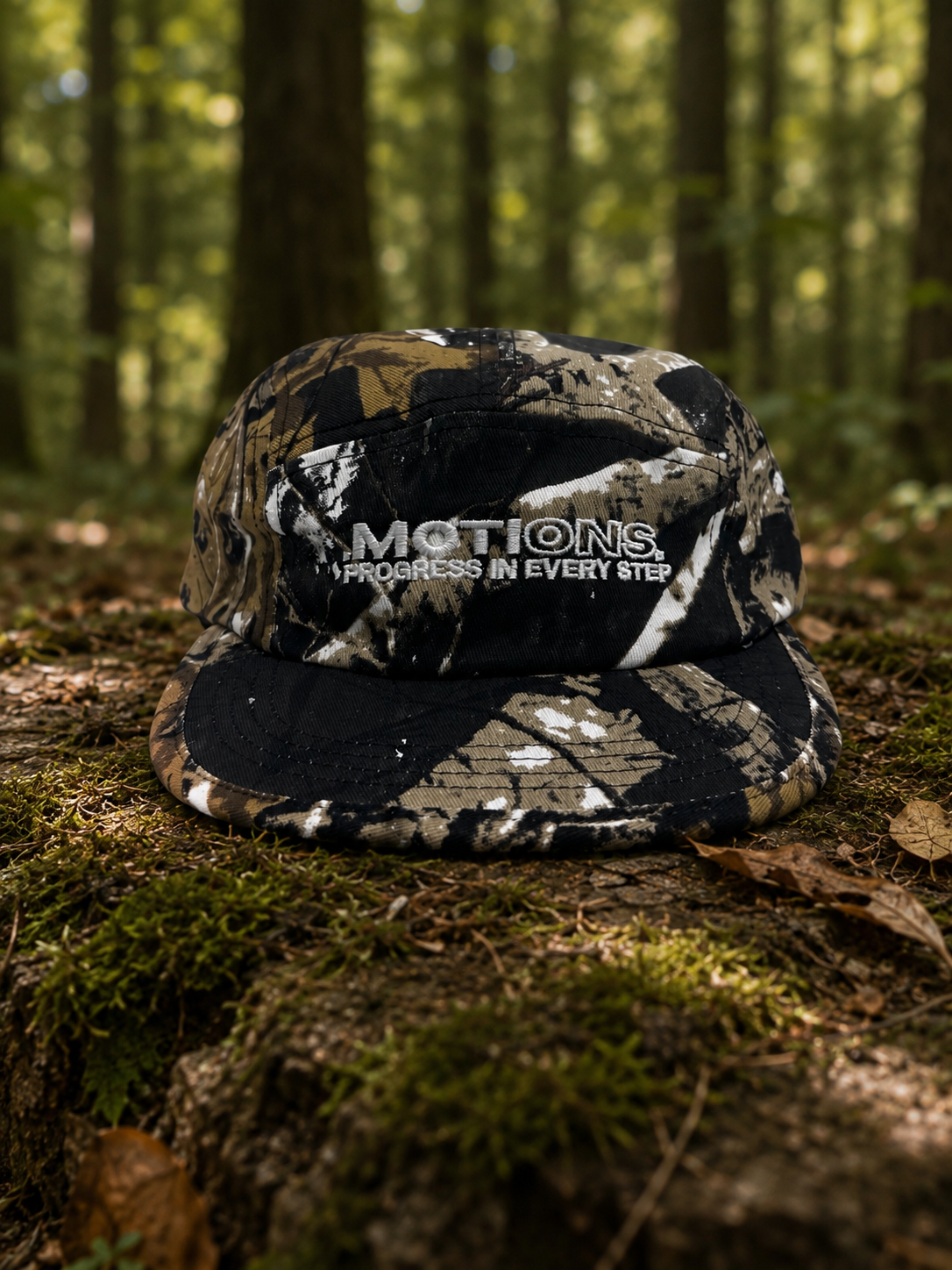 Motions Woodland Camo 5 Panel 2.0